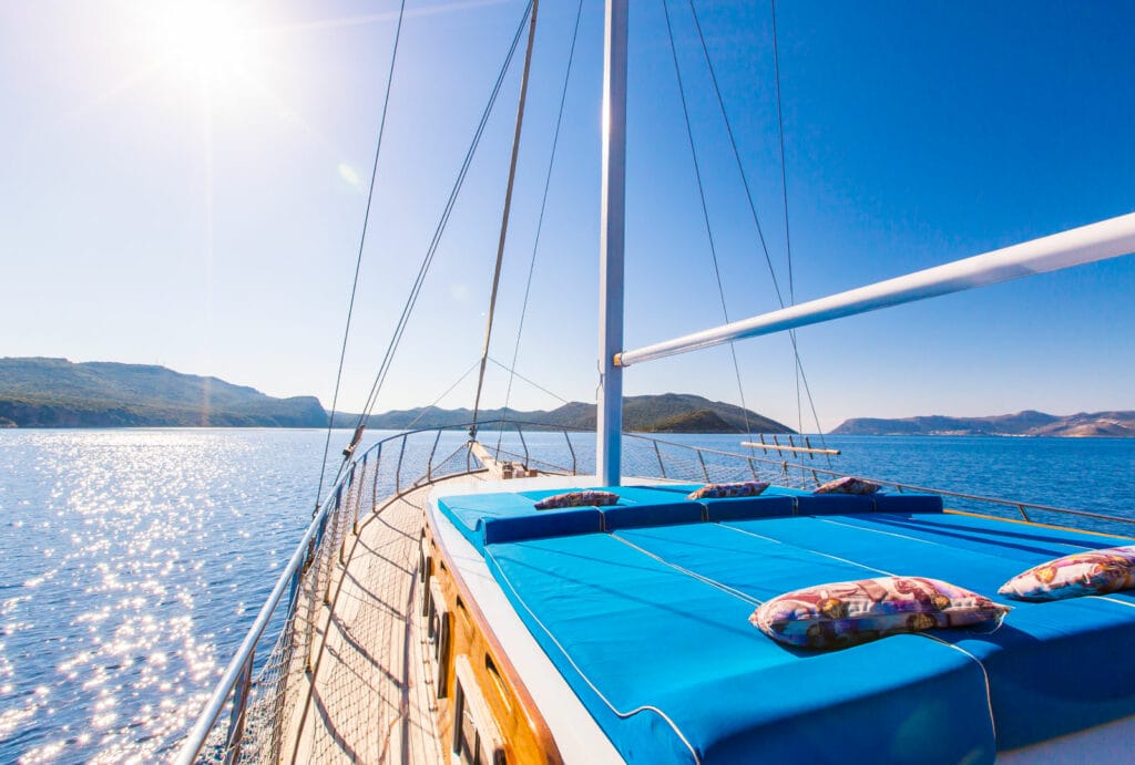 InsuRabbit Blog Image 1_Things to consider when choosing boat insurance